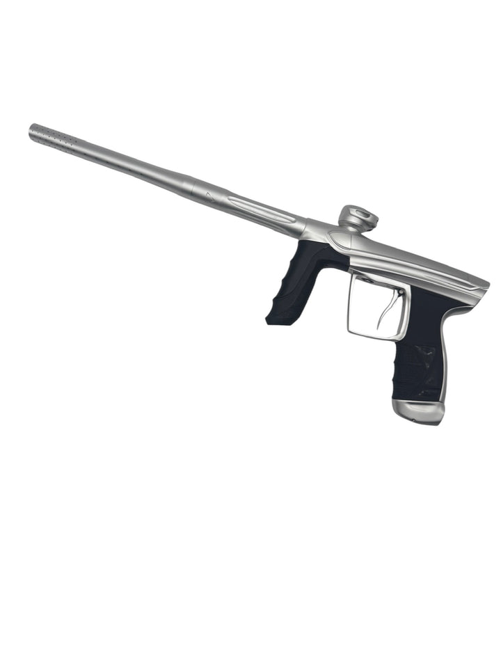DLX LUXE AIRE SILVER USED