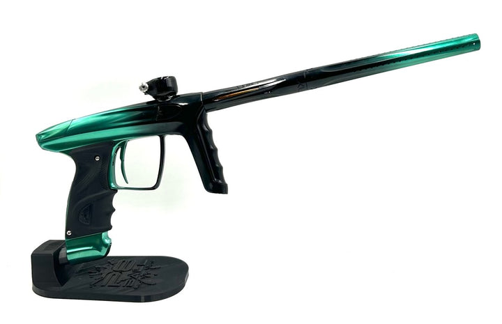 DLX LUXE TM40 BLACK/GREEN ANODIZED USED - P8Ball - Buy, Sell, Trade