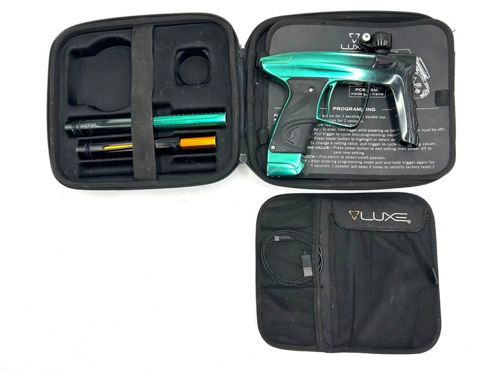 DLX LUXE TM40 BLACK/GREEN ANODIZED USED - P8Ball - Buy, Sell, Trade