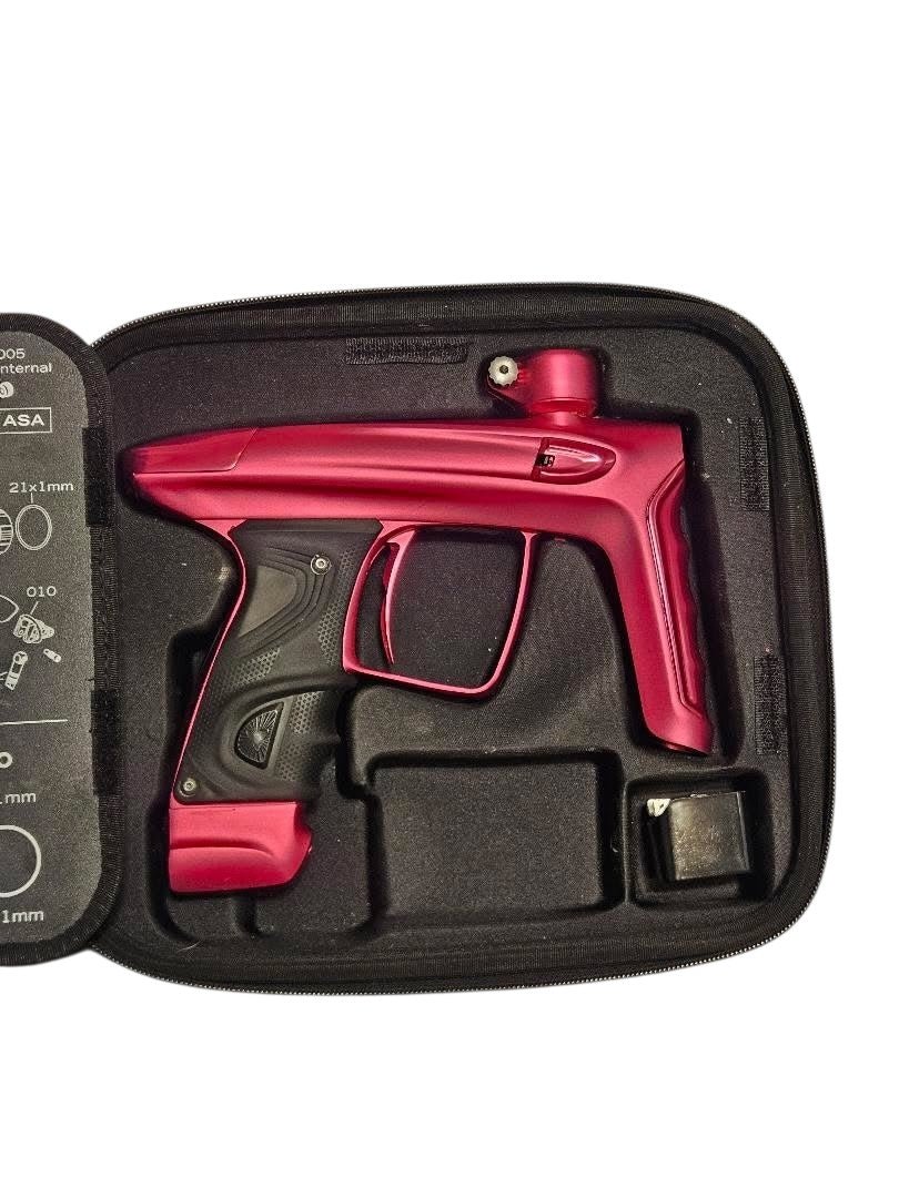 DLX LUXE TM40 HOT PINK USED - P8Ball - Buy, Sell, Trade