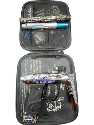DLX LUXE TM40 TAMPA BAY DAMAGE - USED (MINT) - P8Ball - Buy, Sell, Trade