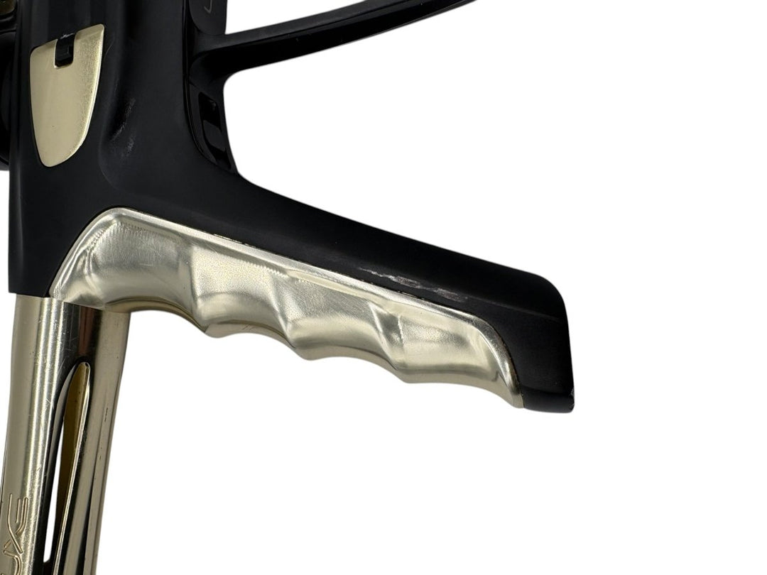 DLX LUXE X BLACK,GOLD USED - P8Ball - Buy, Sell, Trade