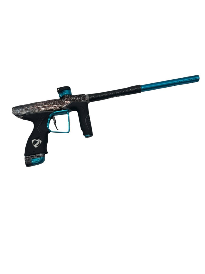 DYE DLS SILVER/BLUE - USED - P8Ball - Buy, Sell, Trade