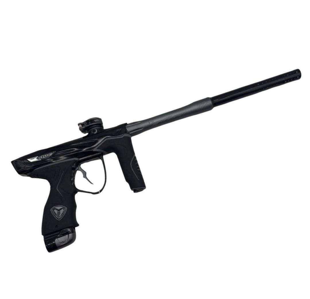 DYE M3+ BLACK GREY USED - P8Ball - Buy, Sell, Trade