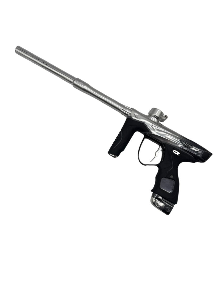 DYE M3+ SILVER/BLACK FADE USED - P8Ball - Buy, Sell, Trade