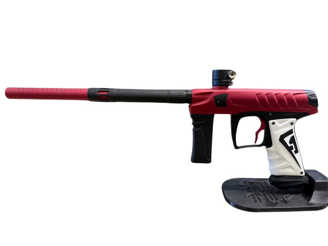 FIELD ONCE FORCE RED / BLACK - USED - P8Ball - Buy, Sell, Trade