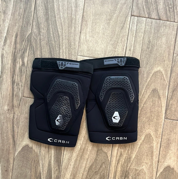Crbn knee pads - P8Ball - Buy, Sell, Trade